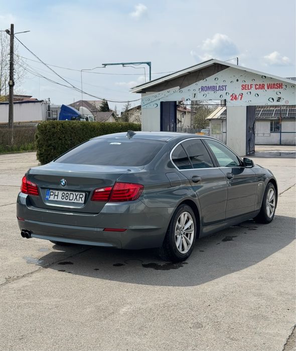 BMW Seria 5 520d F10 propietar, 3 butoane, Carplay