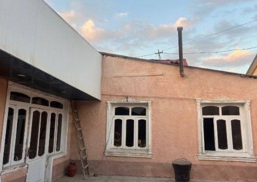 Продаётся Дом из  3х комнат