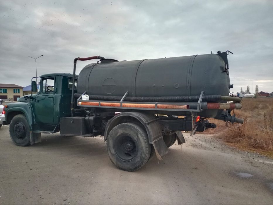 Продам Зил ассенизатор 6.5 Куб