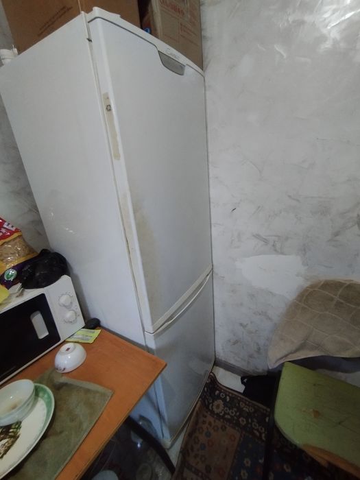 Холодильник кухоный