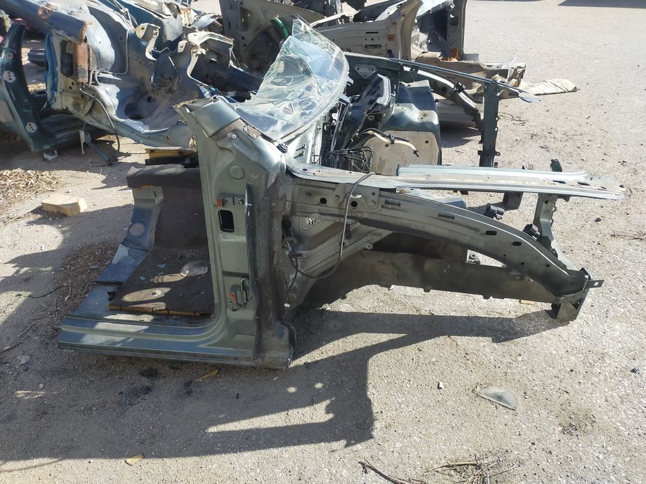 Продам Ланжероны телевизор Volkswagen Tuareg