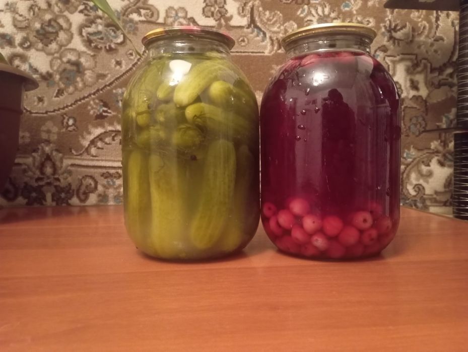 Продается  банки