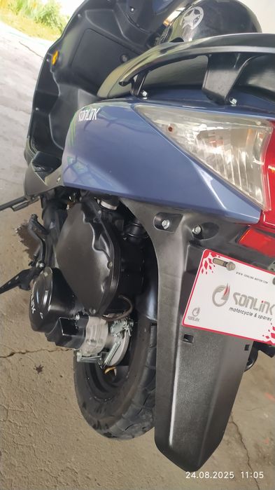 Продам скутер Соник