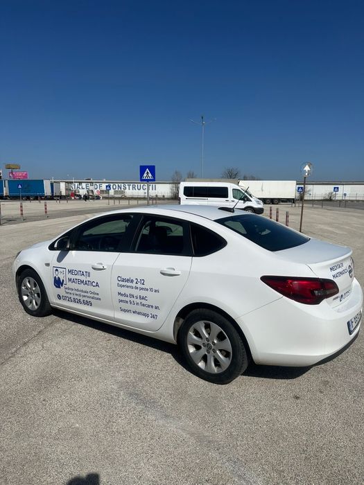 Opel Astra J. 1.6 + GPL