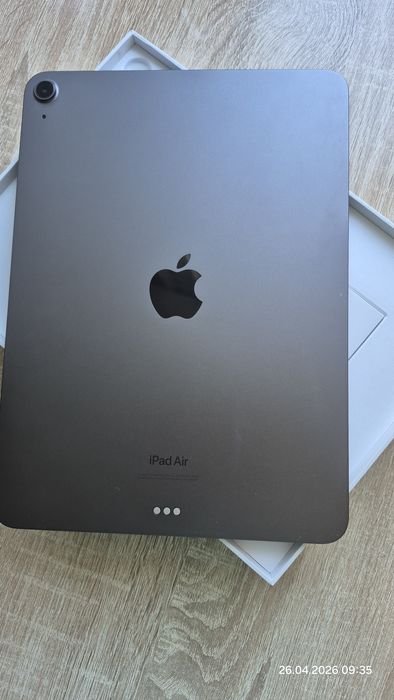 Планшет Apple iPad Air