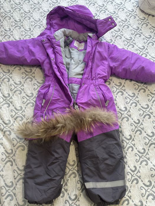 Продам комбинезон для девочки