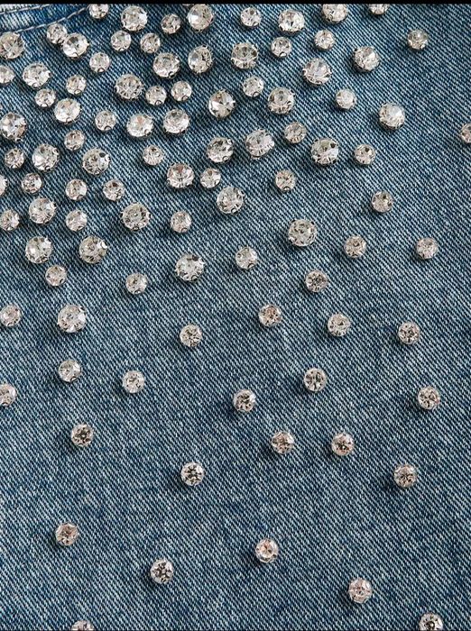 Страхотни дамски дънки с камъни