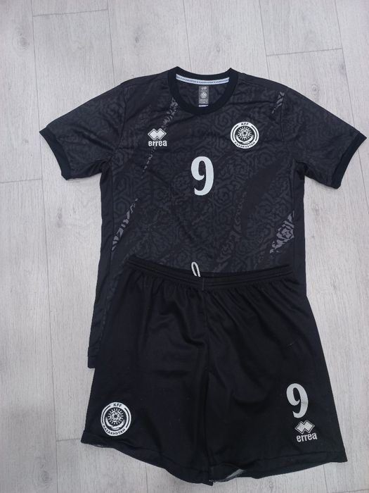 Оригинальный комплект КФФ чёрная форма +гетры