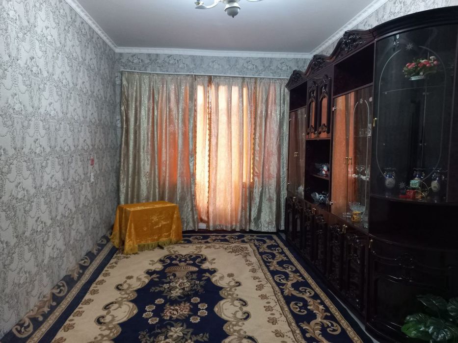 Сотилади срочно 2 хонали кв