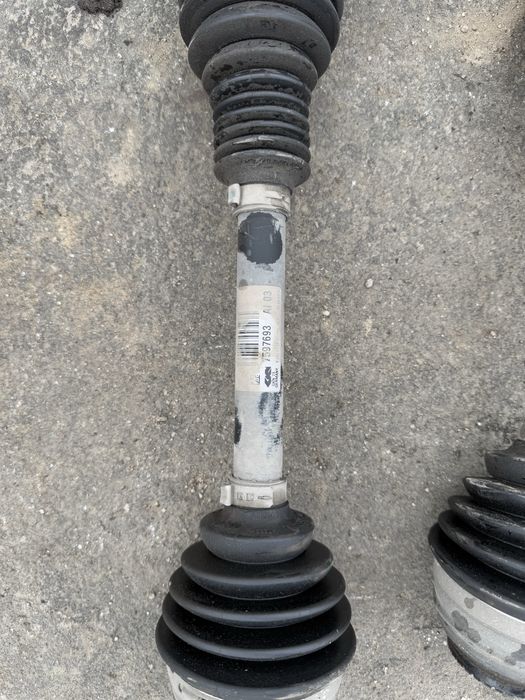 Полуоска Бмв 1,3,4-та серия Ф20 Ф30 Ф36