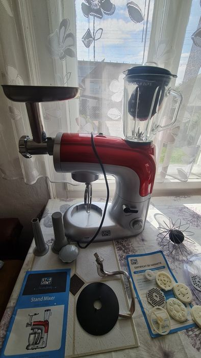 Mixer robot de bucătărie