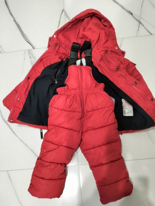 Продам детский зимний комбинезон