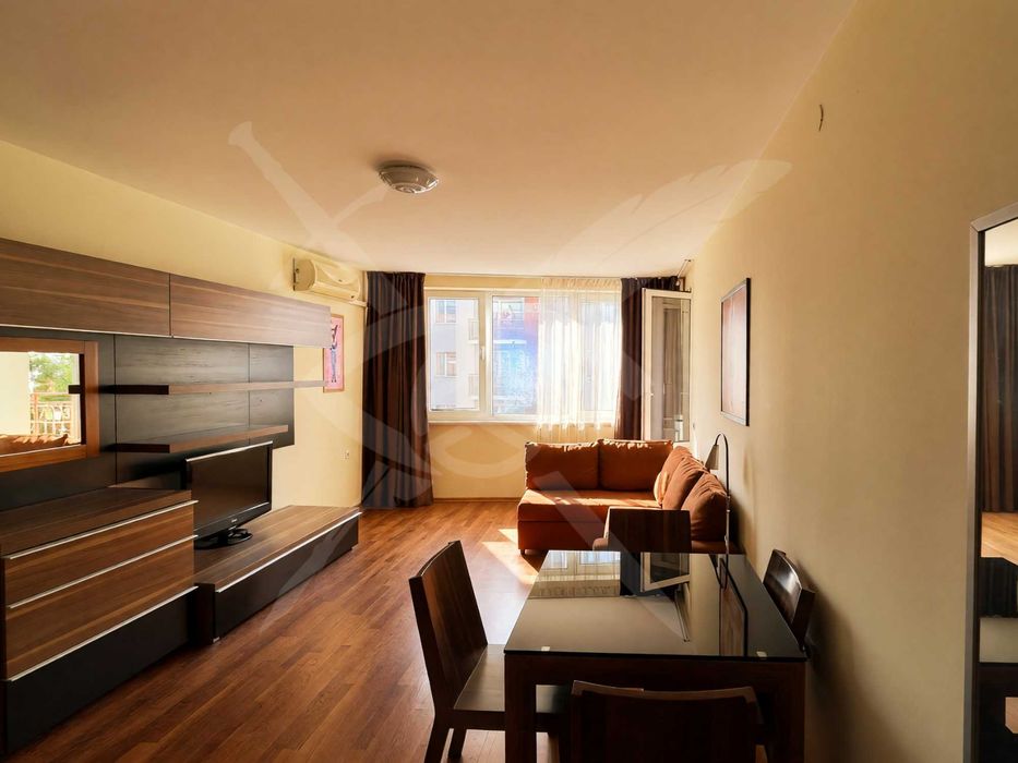 Продава се Двустаен апартамент в Свети Влас - 61 кв.м за 1394 €/кв.м - Снимка #2