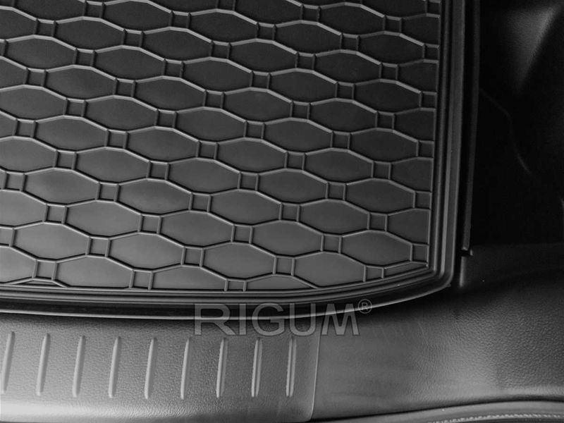 Гумени стелки или багажник SUZUKI VITARA Сузуки Витара след 2015г.