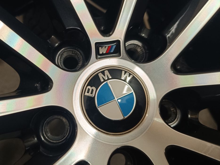 Оригинални джанти с гуми зимни 18 цола за Bmw G30 G31 дот 2021г
