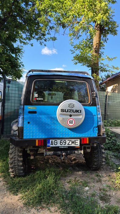 Suzuki samurai an 1997 1.3 benzina. Masina pregatita de offroad.