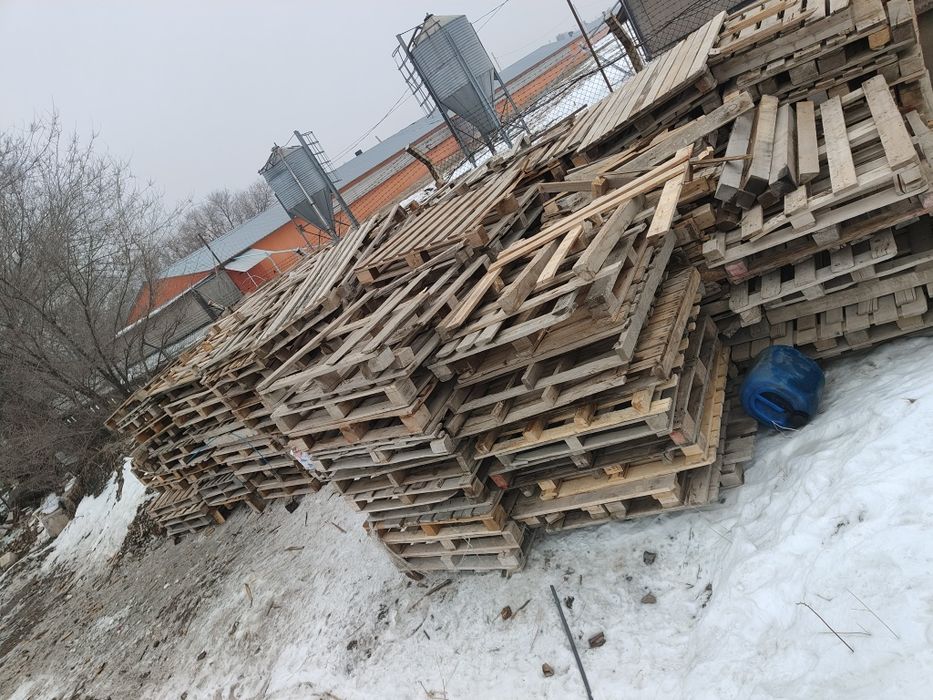 СРОЧНО палеты,поддоны на дрова