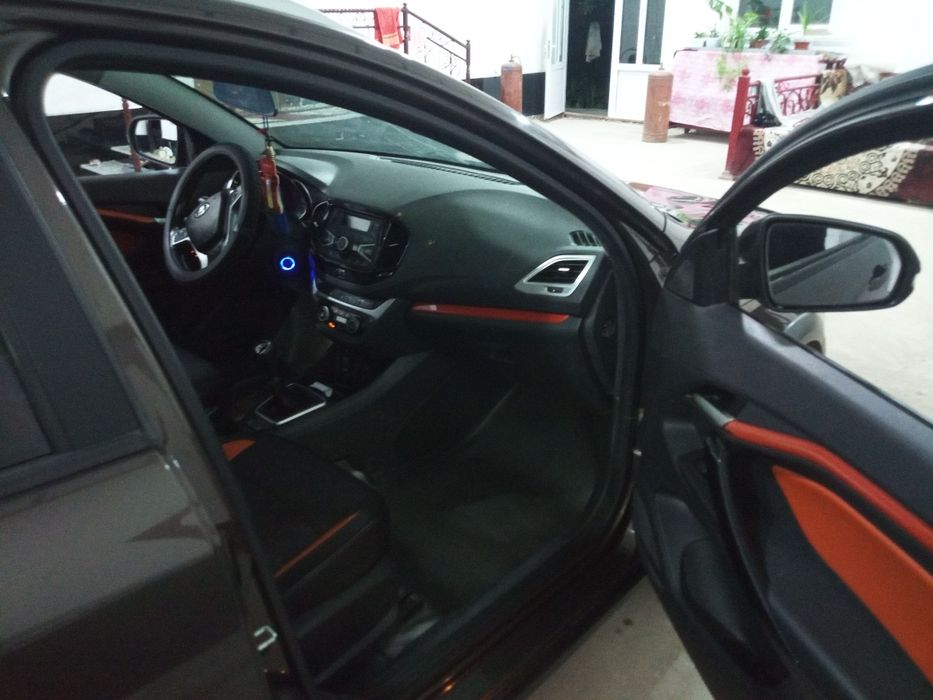 Lada Vesta sw kross