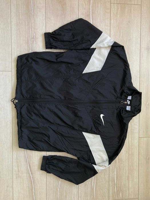 Найк Nike Windrunner женско горнище горница размер S Over Size