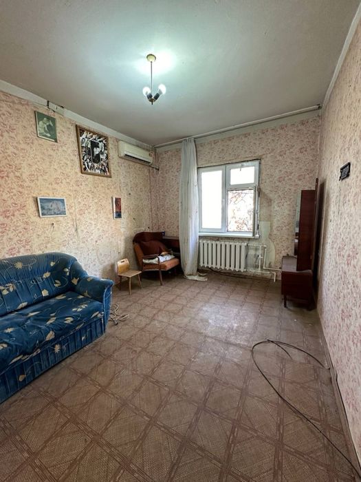 Сергелинский р-н Куйлюк массив 5 5/5/5 франция 112м2 балкон 2х6