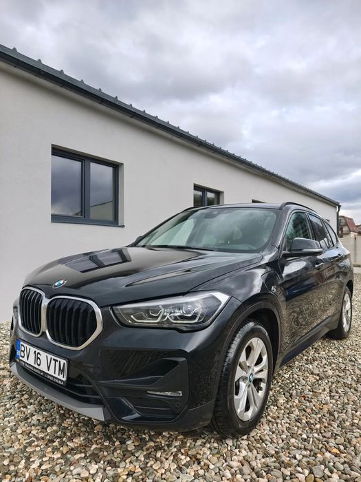 BMW X1 16600 + TVA / Unic proprietar / PHEV / head up display / 4x4