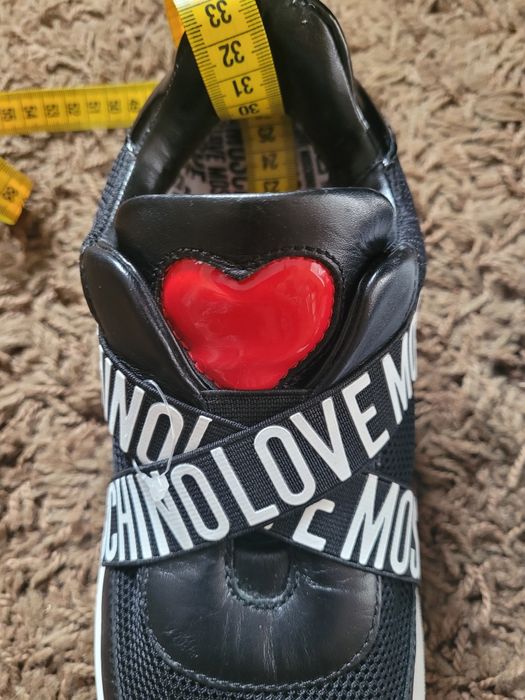 Sneakers Love Moschino
