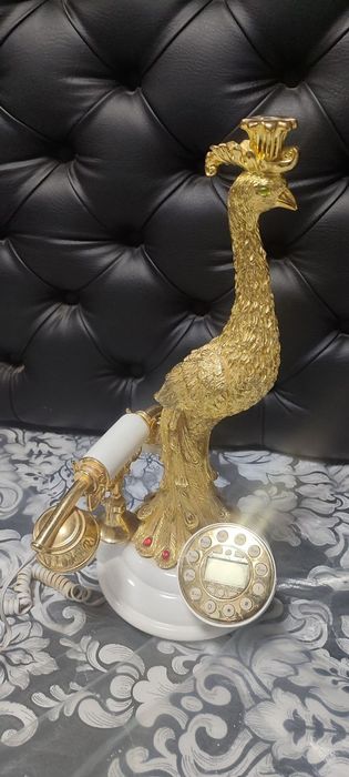 Телефон в стиле ретро продам