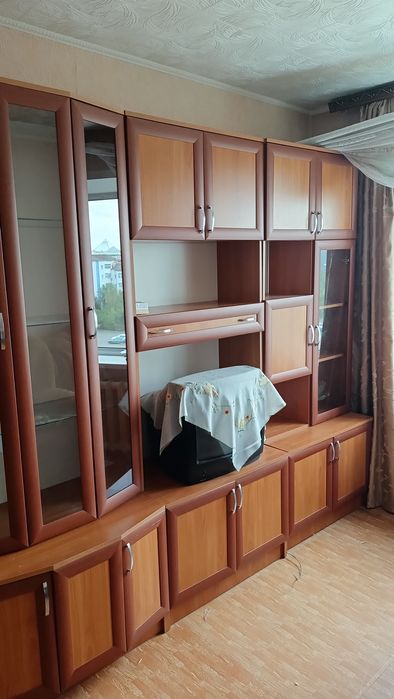 Стенка ,гарнитур