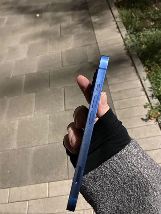 iPhone 13  Срочно продам
