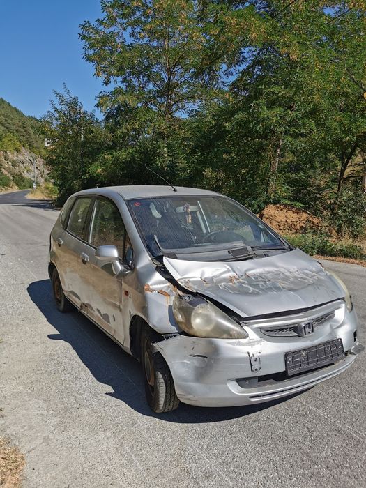 Honda Jazz 1.4 i-dsi(1339 см³)на части