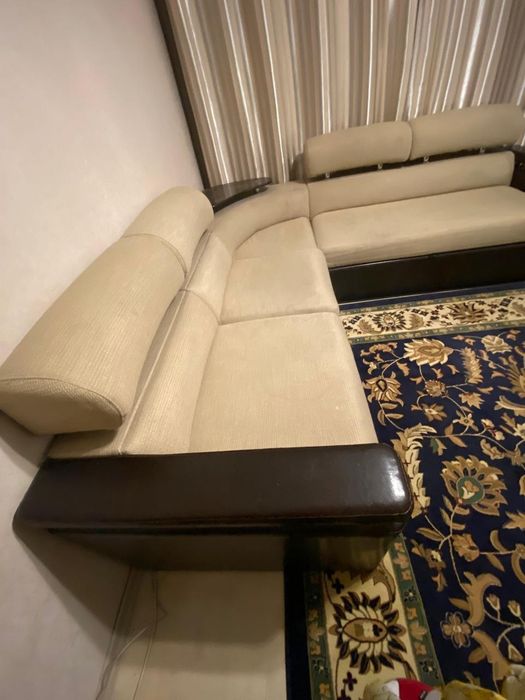 Продам диван двухспальный