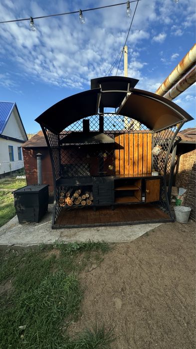 Продам мангал и коктал!