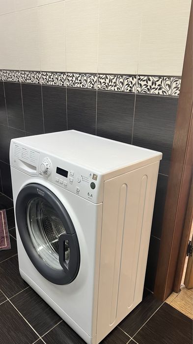 Продаю стиральную машину