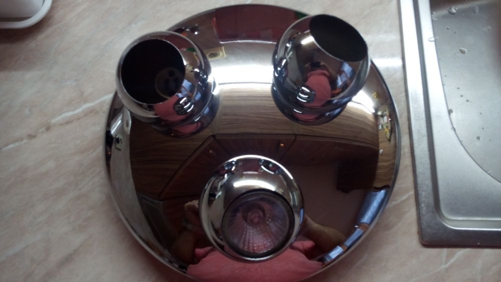 Продавам осветително тяло тройка EGLO за три лунички GU 10