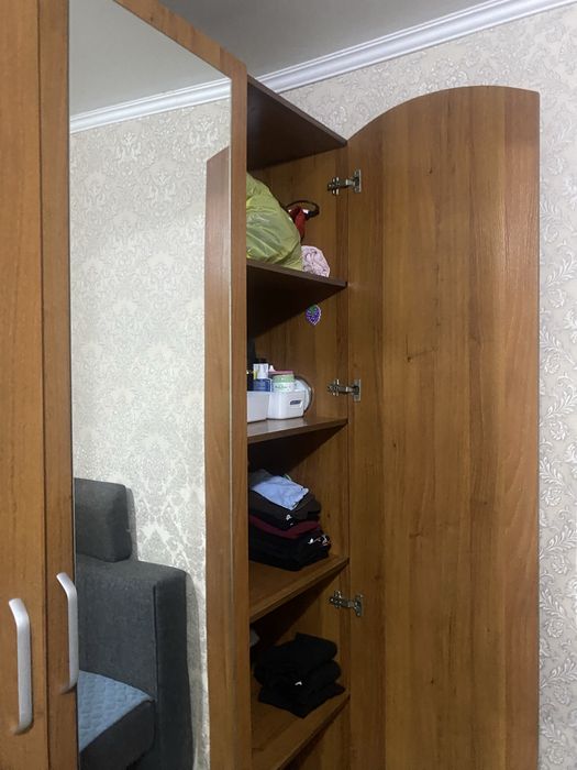 2 шкафа в хорошем состояний