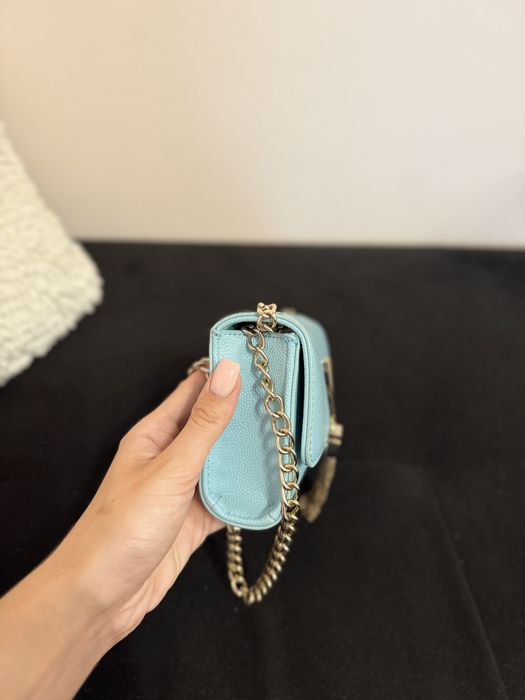 Чанта на Valentino