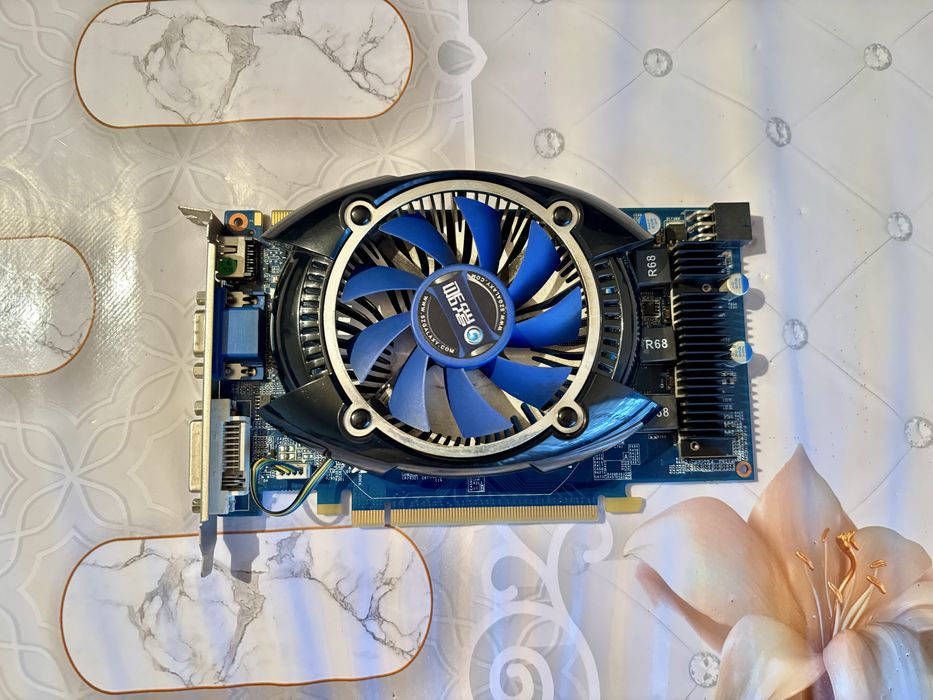 Продам видеокарту GTS450 512MB