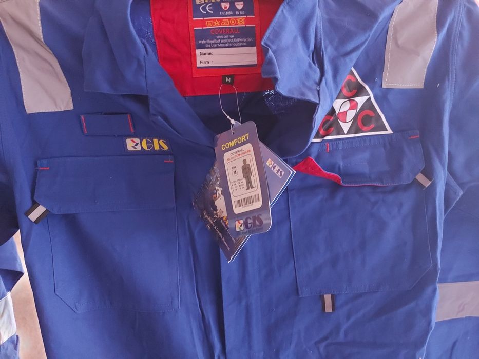 Продаётся комбинезон.