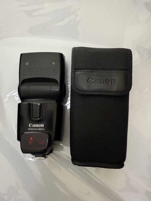 Canon 430 EX II.
