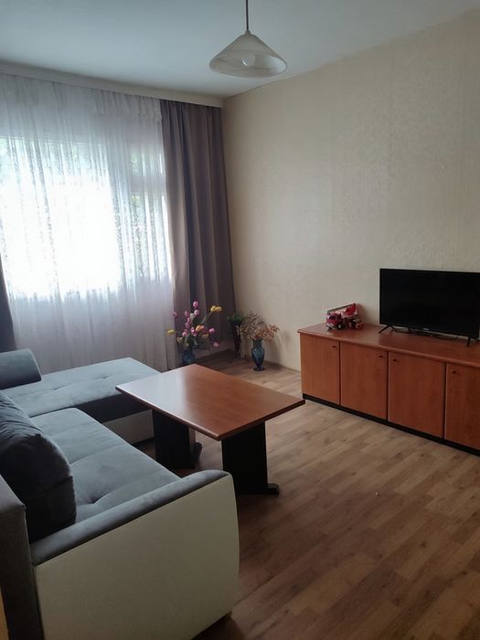 Дава се под наем Двустаен апартамент в Пловдив, Христо Смирненски - 60 кв.м за 306 € - Снимка #1