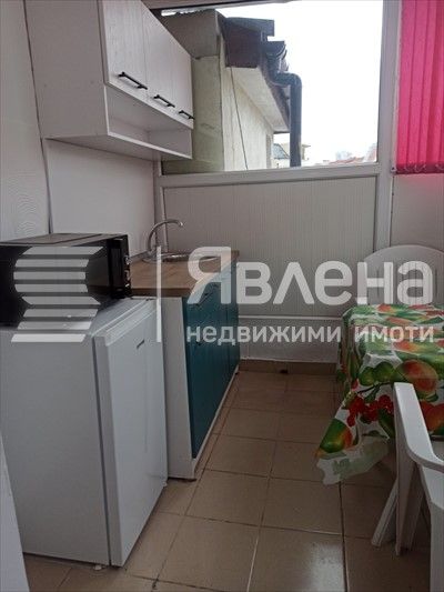 Продава се Едностаен апартамент в Бургас, Център - 32 кв.м за 6250 €/кв.м - Снимка #4