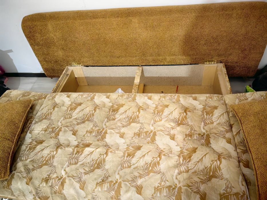 Диван в хорошем состоянии