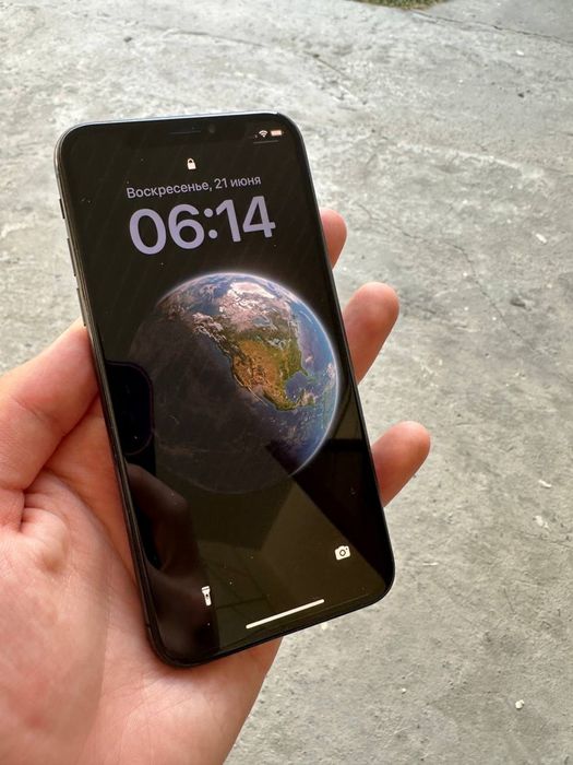 Iphone XS   64GB