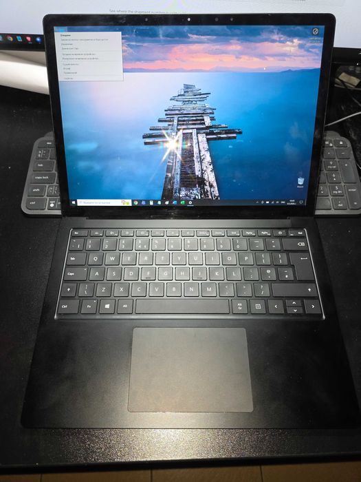 Microsoft Surface Laptop 4 - 13.5" / i5 / 8GB RAM / 256GB SSD Black