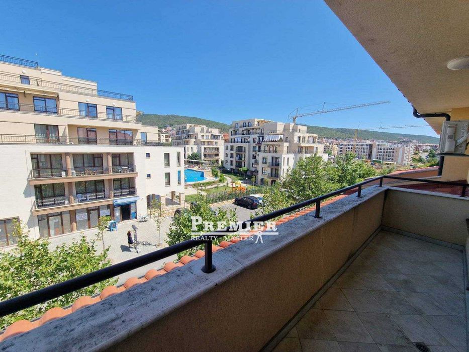 Продава се Тристаен апартамент в Свети Влас - 103 кв.м за 1942 €/кв.м - Снимка #19