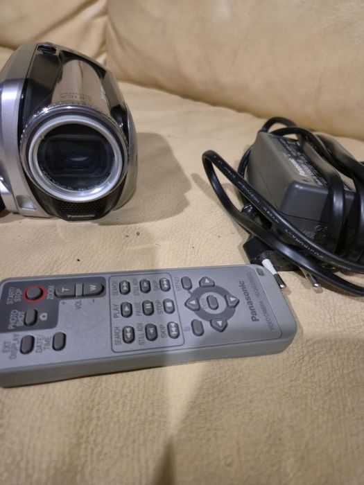 Видеокамера Panasonic SDR-H250