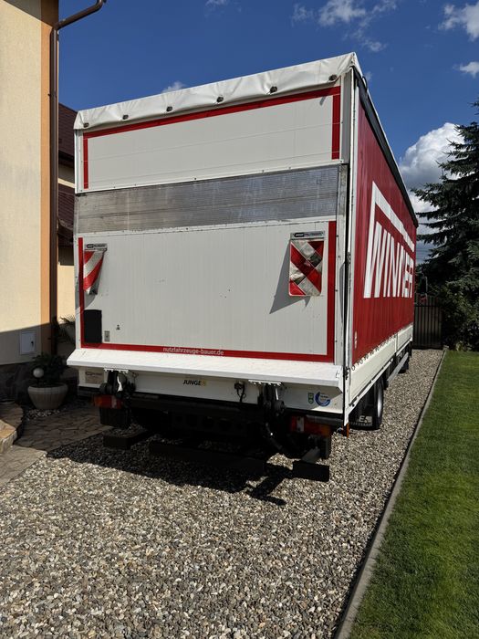 Vand MAN TGL 12.220 / 2013 cu lift