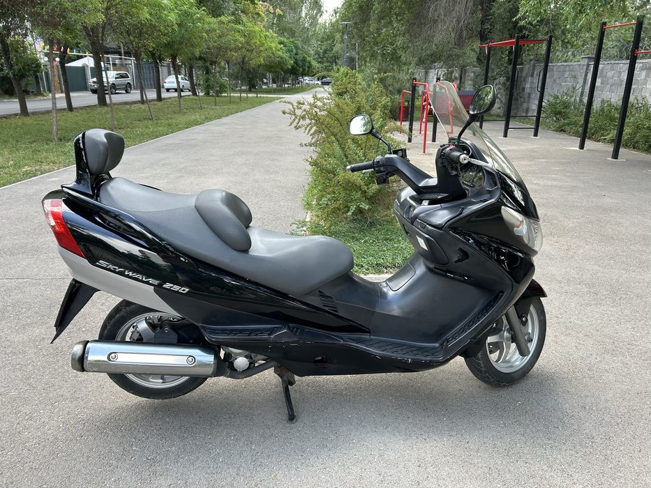 Suzuki Sky Wave 250