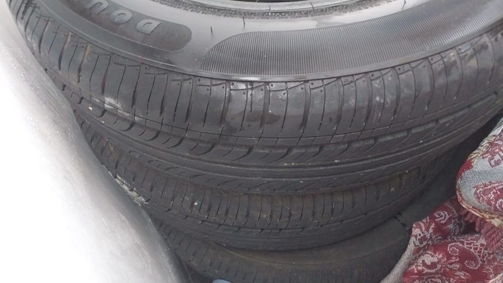 Продам летние Шины 185/70/14