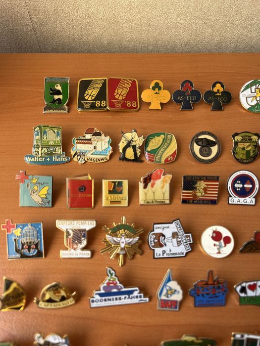 Лот Значки всякакви тематики